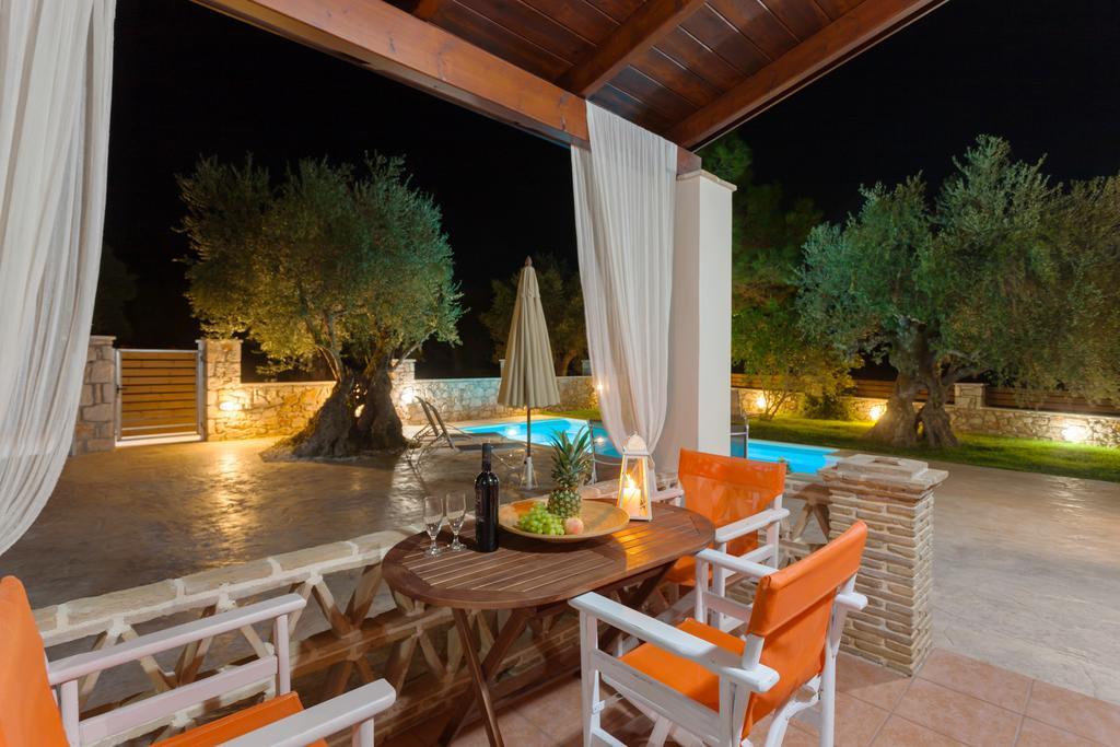 Evalexia Villa - Luxury Villa With Private Pool Near Laganas Perfect For Groups By Villa Mana Gers Kalamákion Zewnętrze zdjęcie