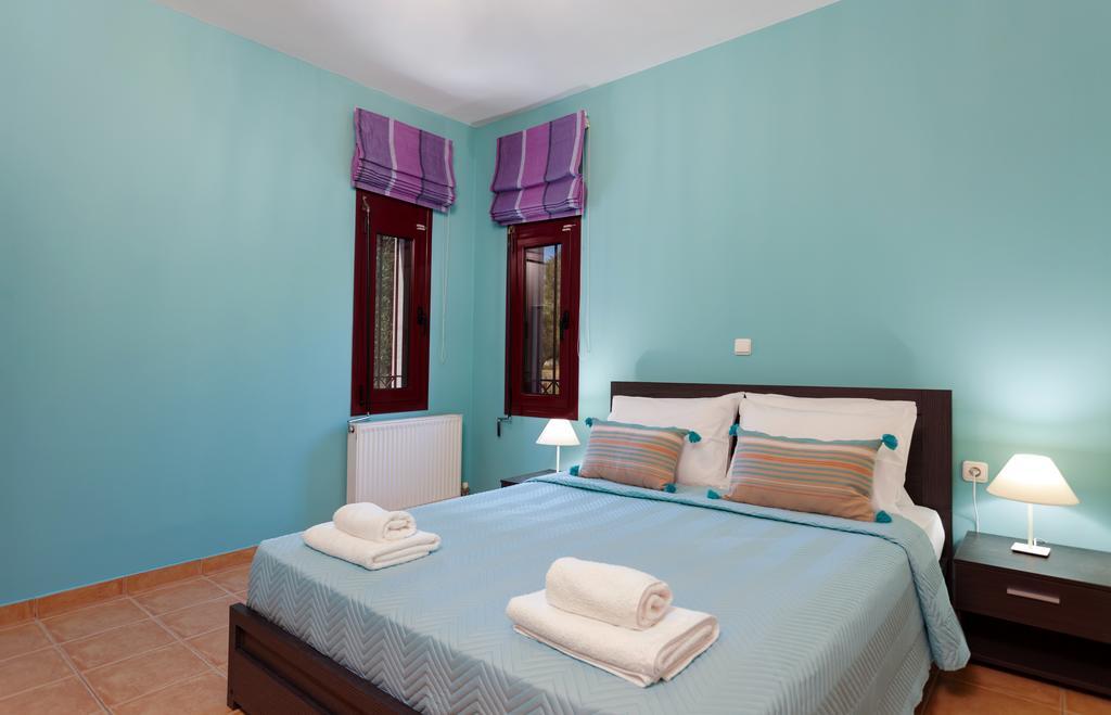 Evalexia Villa - Luxury Villa With Private Pool Near Laganas Perfect For Groups By Villa Mana Gers Kalamákion Zewnętrze zdjęcie